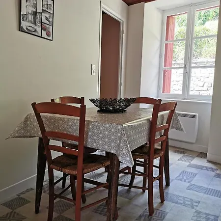 Nyaraló Coquette Maison A La Campagne Viane